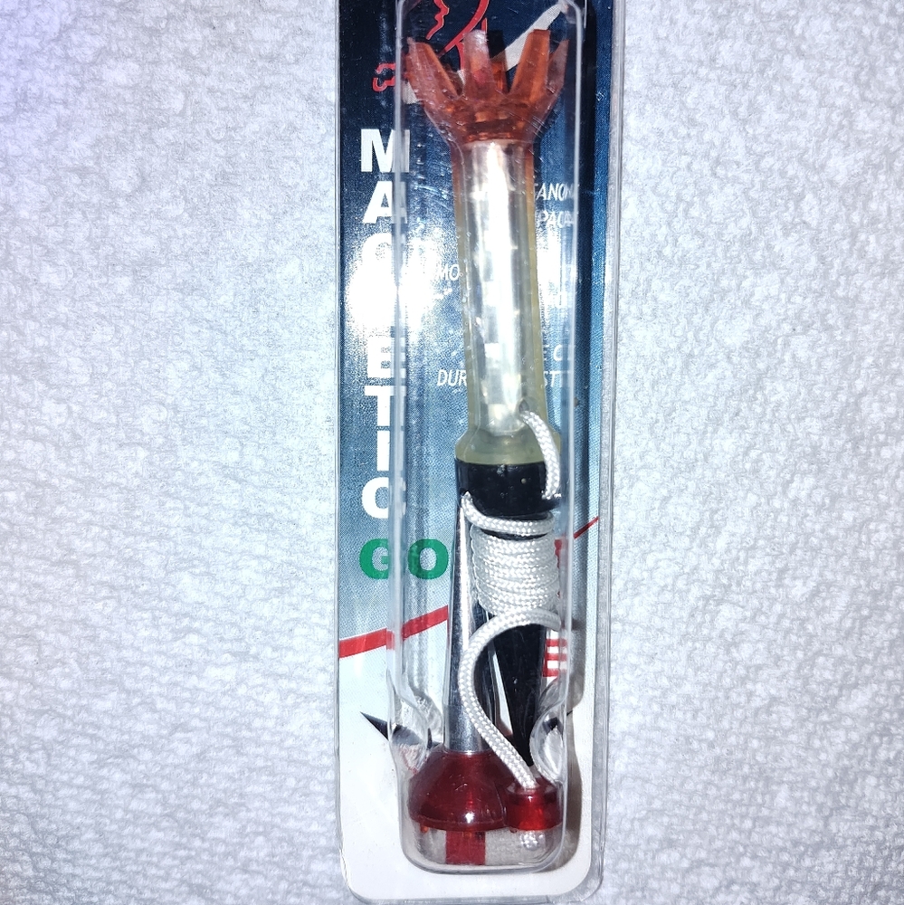 Magneti Golf Tee Head